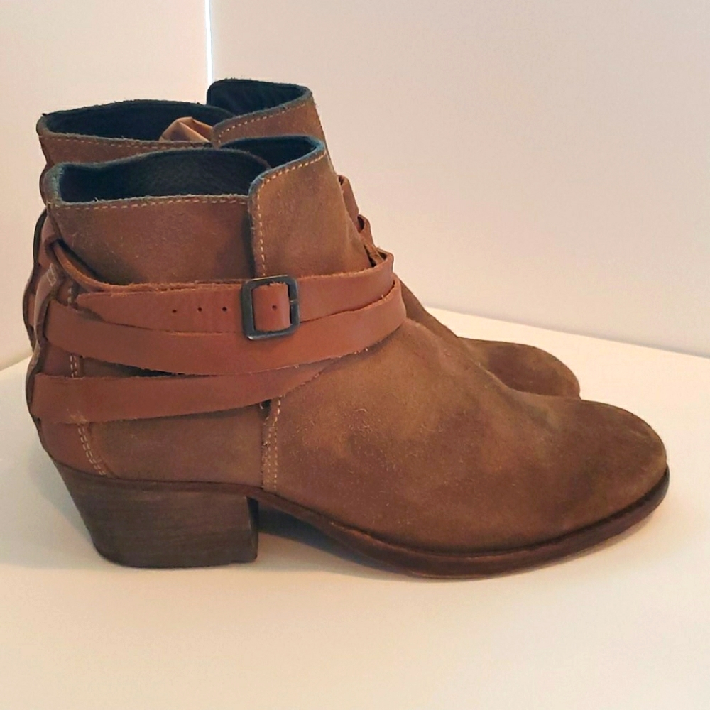 H by Hudson Horrigan Boot Sz. 38.  Fits like a 7